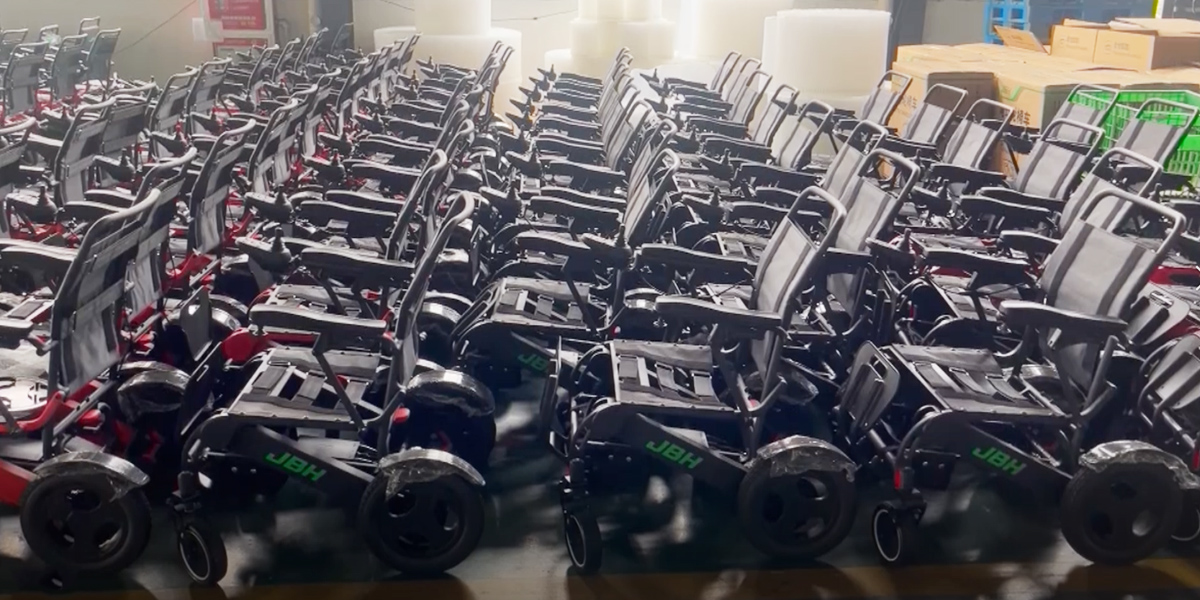 Fauteuil roulant en fibre de carbone